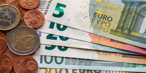php to eur|1 euro to pak rupees.